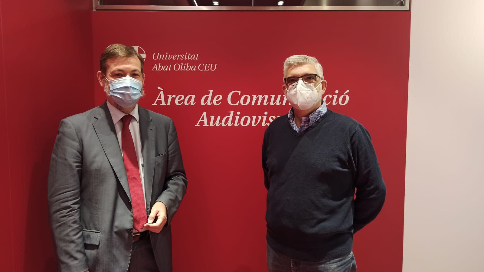 Una tribuna radiofònica per a la universitat